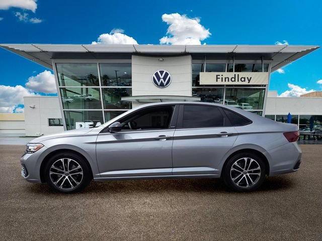 Certified 2024 Volkswagen Jetta Sport FWD image 4