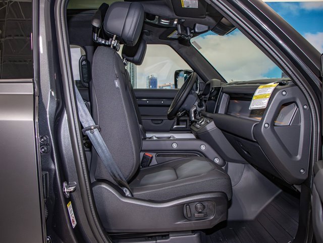 New 2025 Land Rover Defender 110 V8 image 22