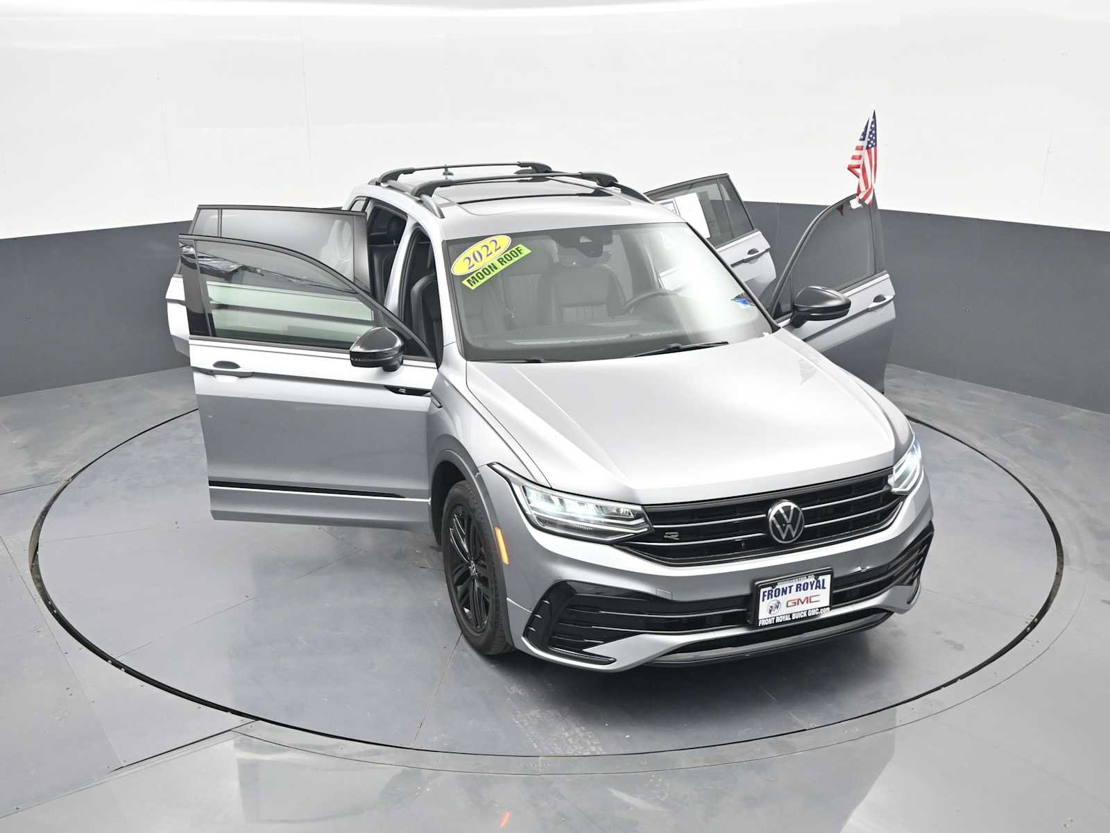 Used 2022 Volkswagen Tiguan SE R-Line AWD/4WD image 50