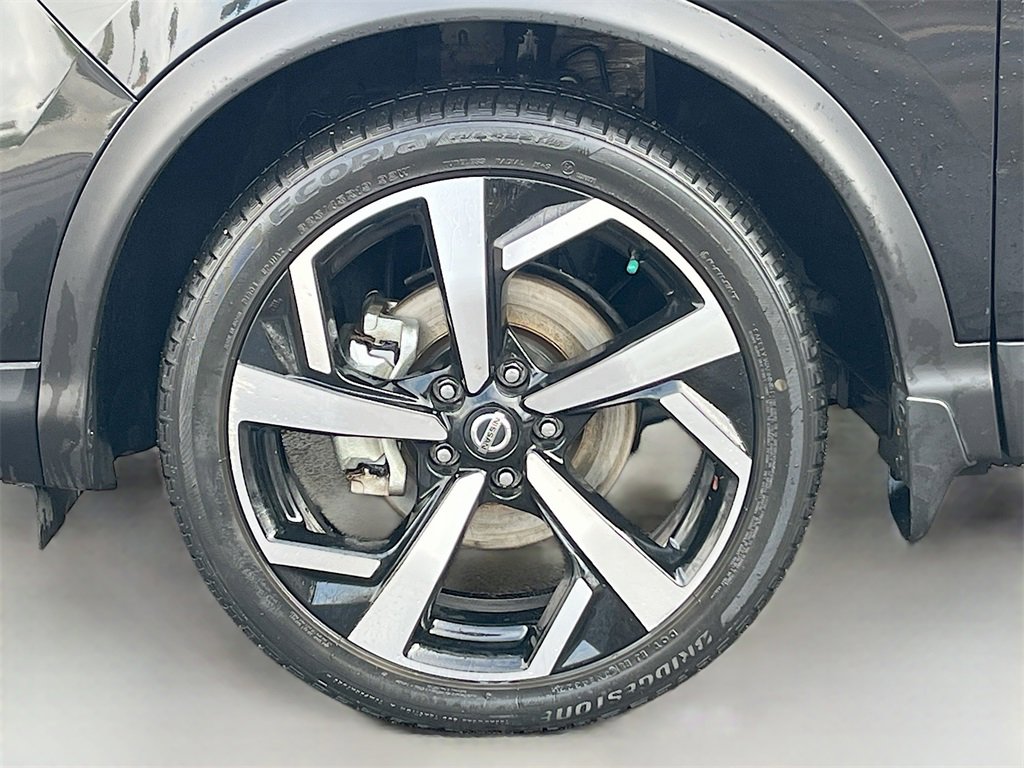 Used 2022 Nissan Rogue Sport SL w/ Premium Package image 31