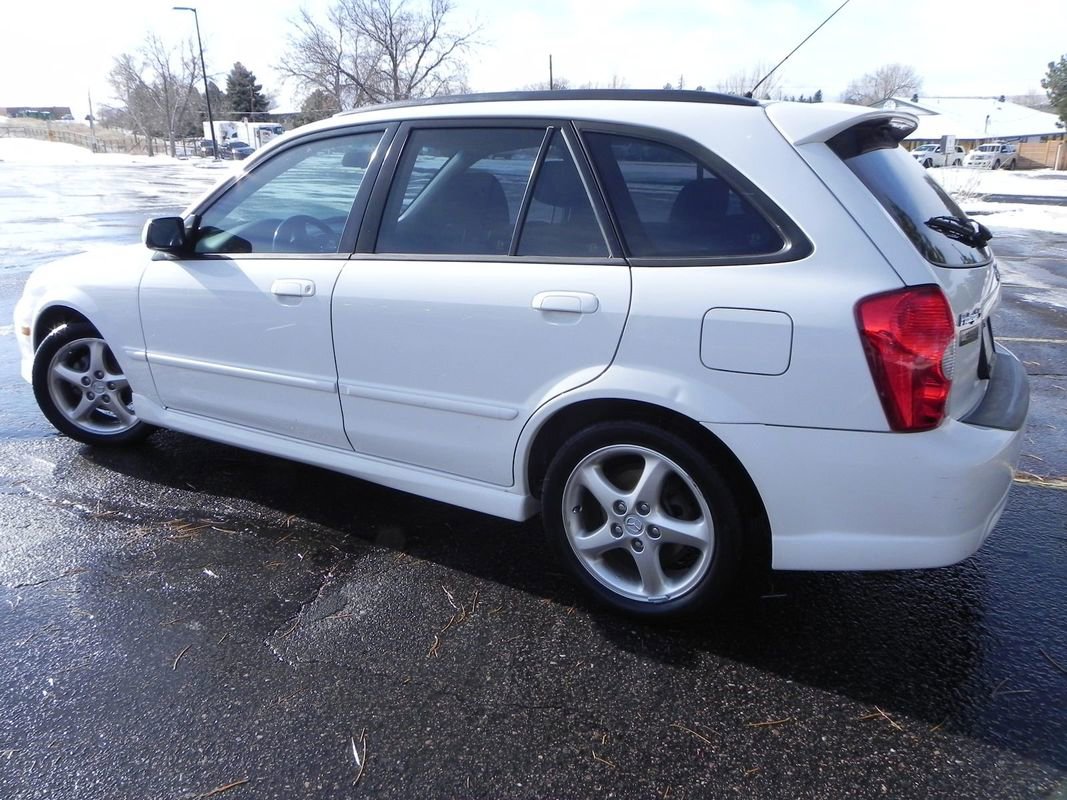 Used 2002 MAZDA Protege5 image 2