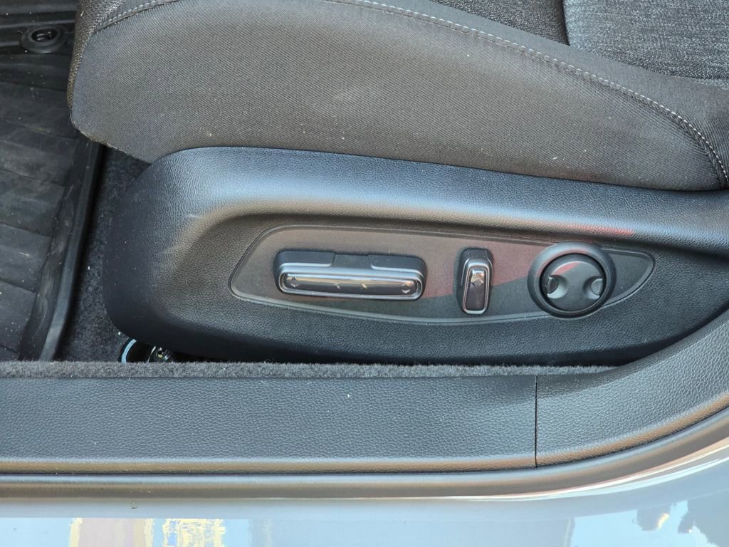 Certified 2025 Honda Accord Sport image 13