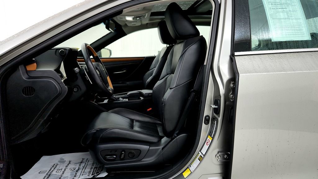 Used 2019 Lexus ES 350 w/ Accessory Package 2 FWD image 25