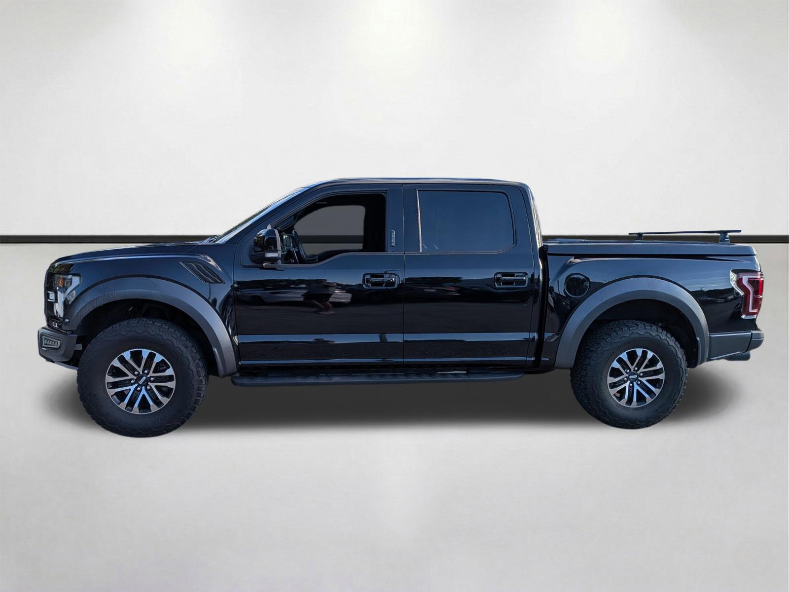 Used 2019 Ford F150 Raptor w/ Equipment Group 802A Luxury AWD/4WD image 7