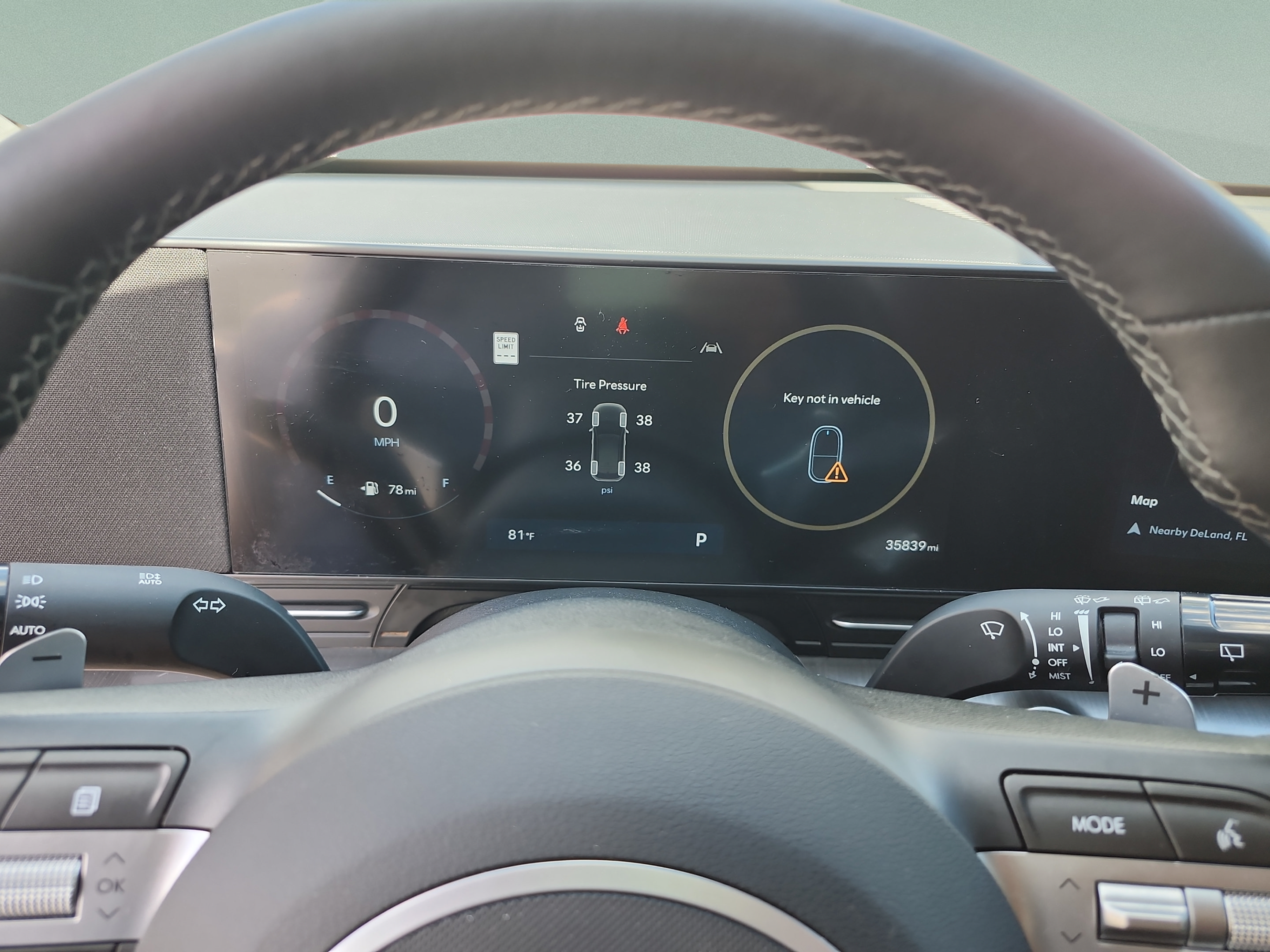 Certified 2025 Hyundai Kona Limited AWD/4WD image 10