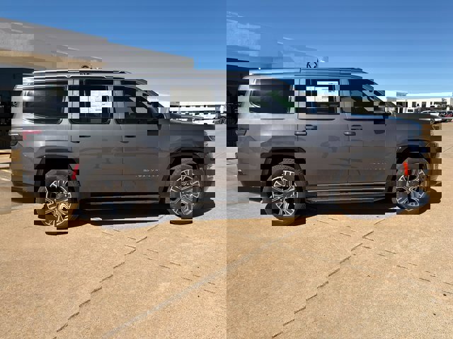 New 2024 Jeep Wagoneer 2WD w/ Premium Group I image 16