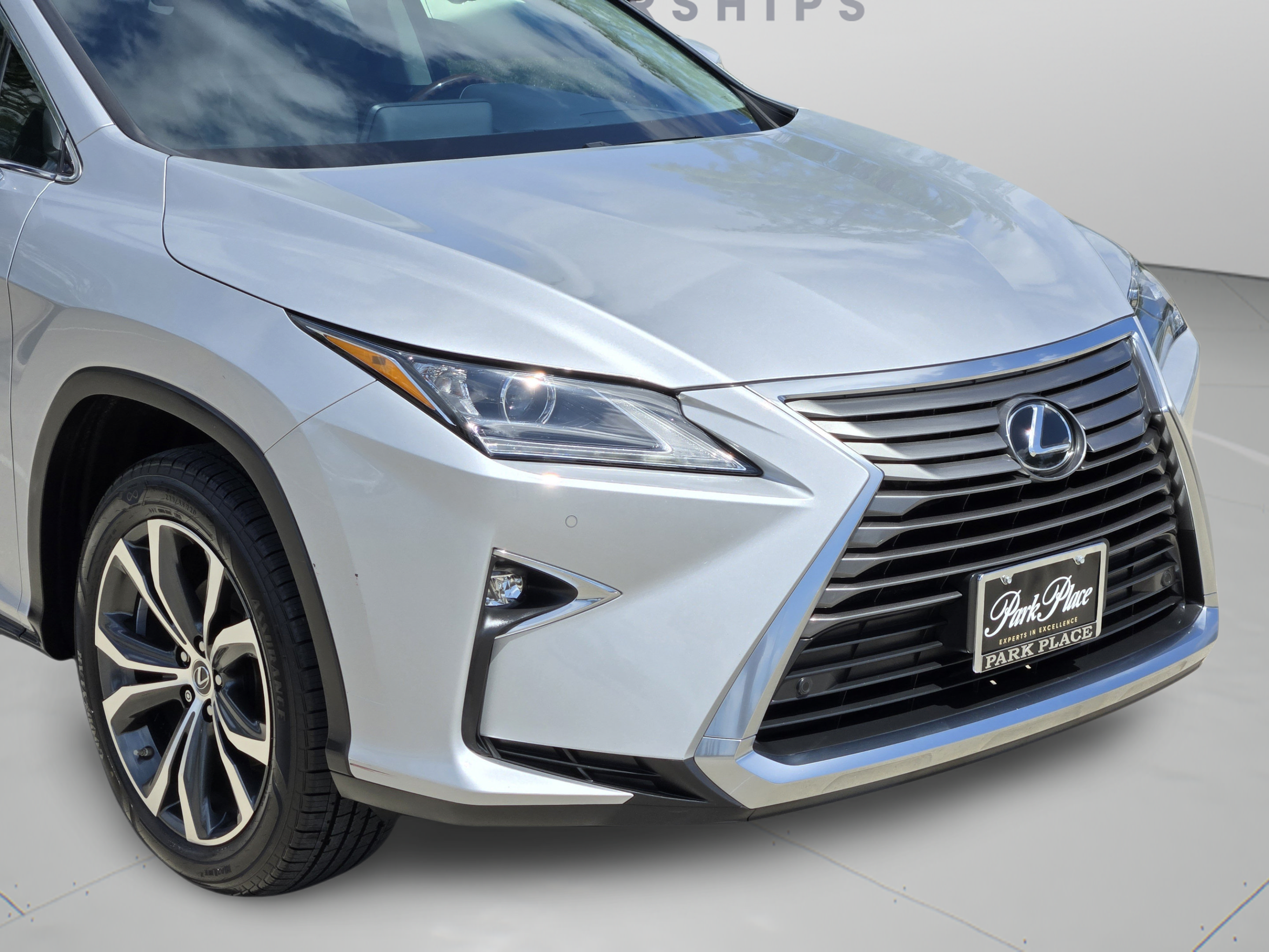 Used 2018 Lexus RX 350 FWD w/ Premium Package image 36