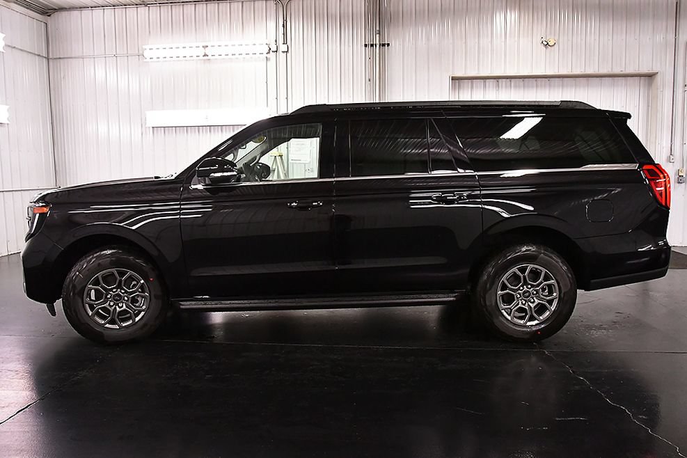 New 2027 Ford Expedition Max Active AWD/4WD image 4