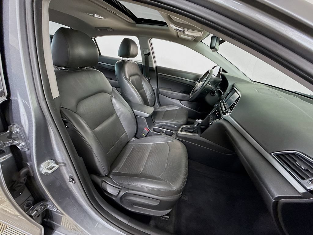 Used 2018 Hyundai Elantra Limited w/ Limited Ultimate Package 02 FWD image 32