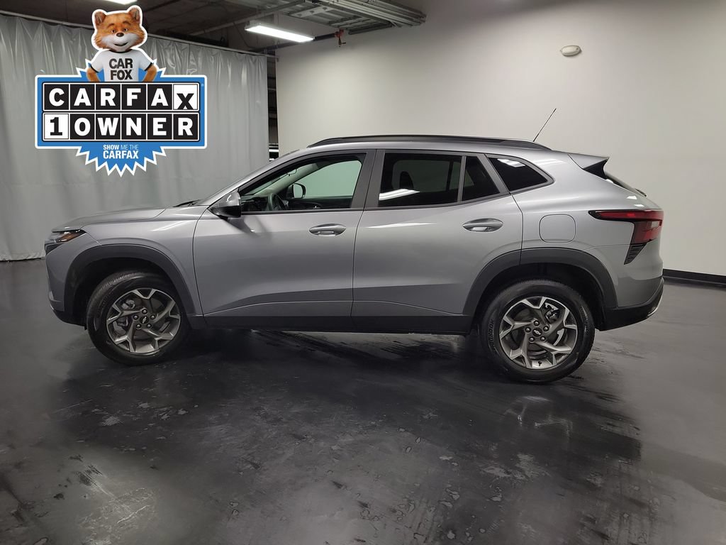 Used 2026 Chevrolet Trax LT FWD image 5