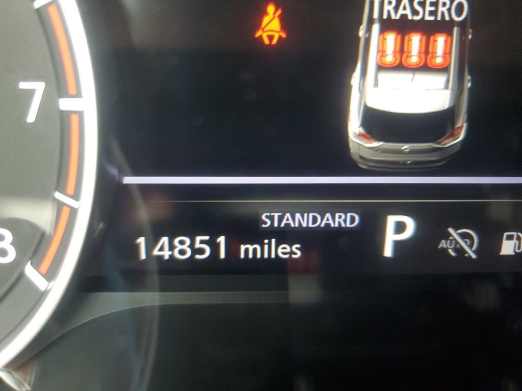 Used 2023 Nissan Rogue SV image 14