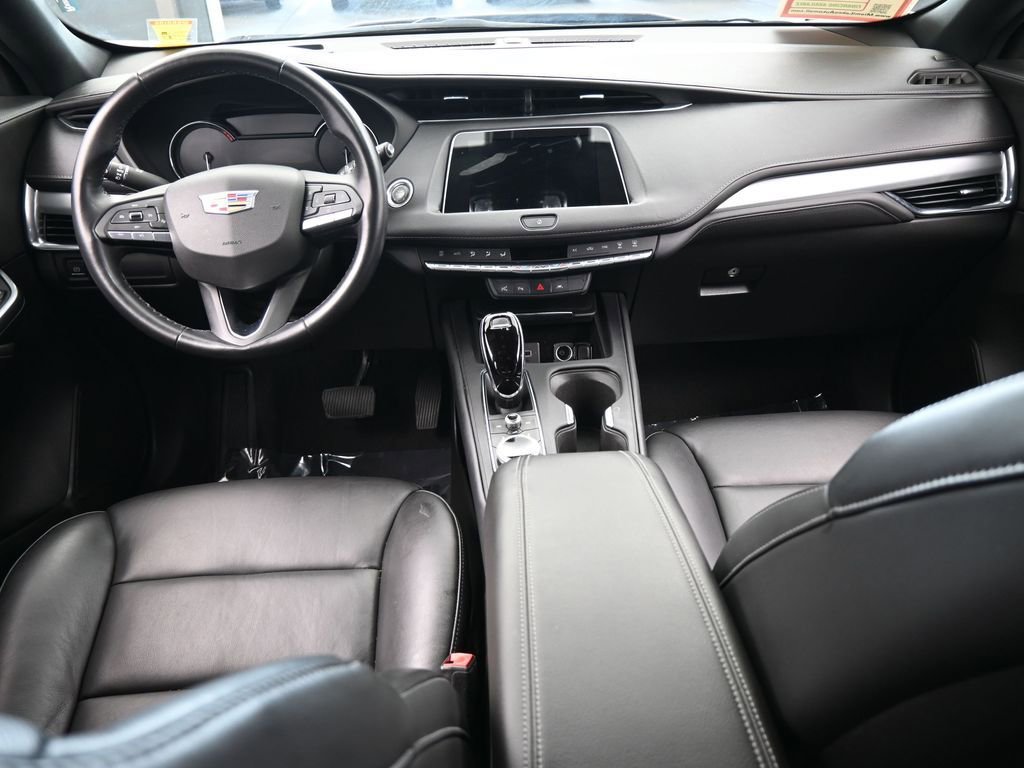 Used 2022 Cadillac XT4 Premium Luxury w/ Enhanced Visibility Package image 43