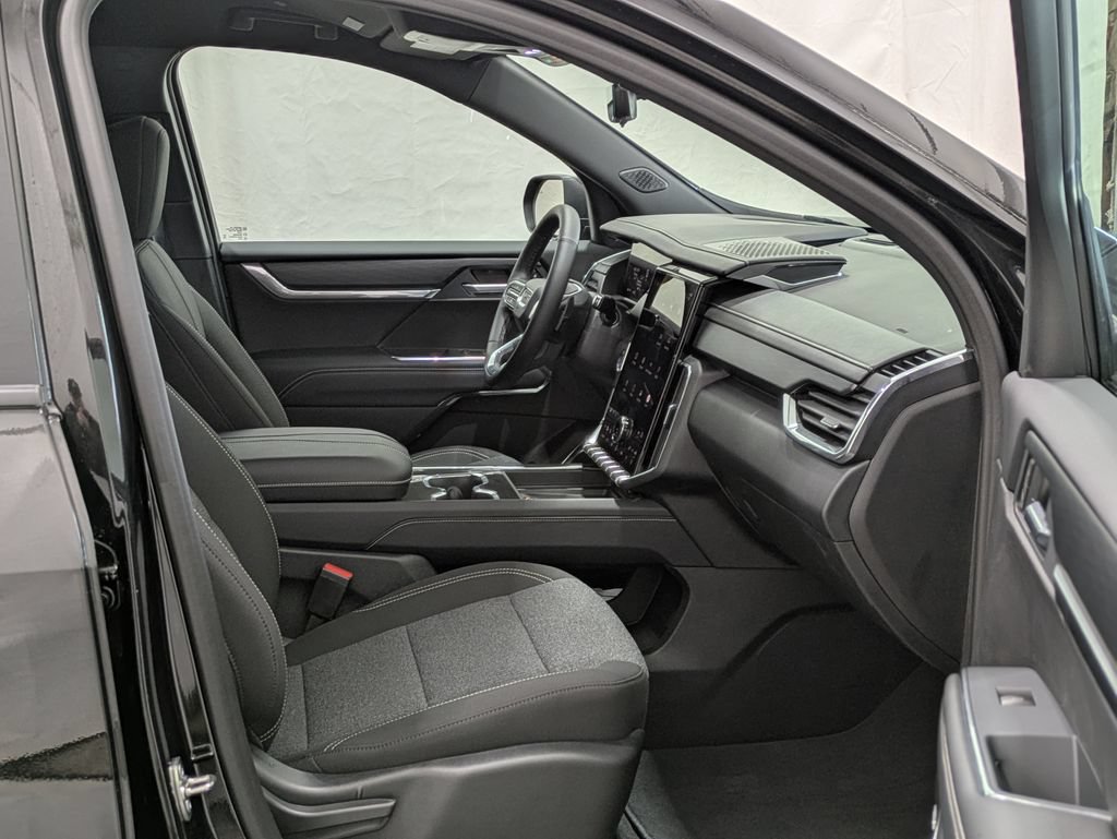 New 2026 GMC Acadia Elevation AWD/4WD image 19