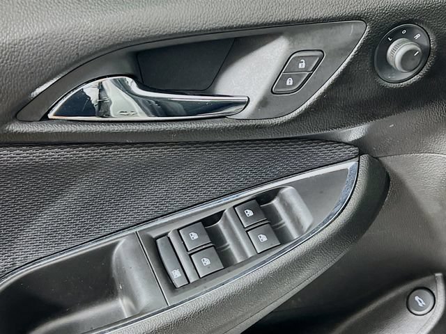 Used 2019 Chevrolet Cruze LS w/ LS Convenience Package FWD image 9