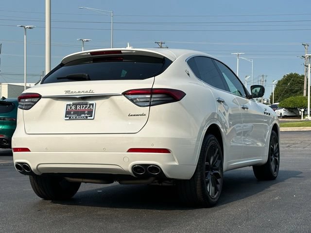 Used 2024 Maserati Levante GT Ultima AWD/4WD image 7