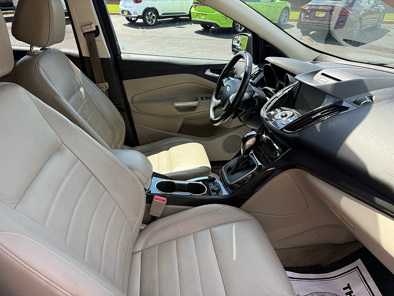 Used 2014 Ford Escape Titanium FWD image 18