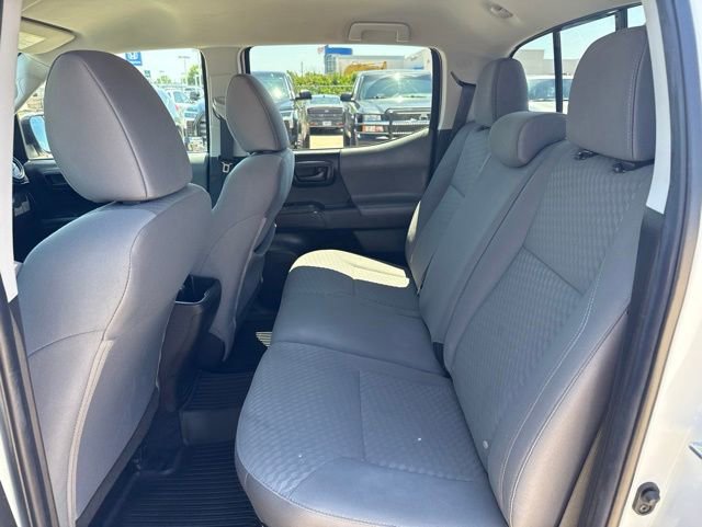 Certified 2022 Toyota Tacoma SR AWD/4WD image 11