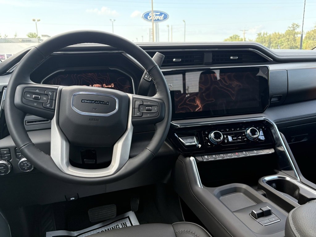 New 2025 GMC Sierra 2500 Denali w/ Max Trailering Package image 16