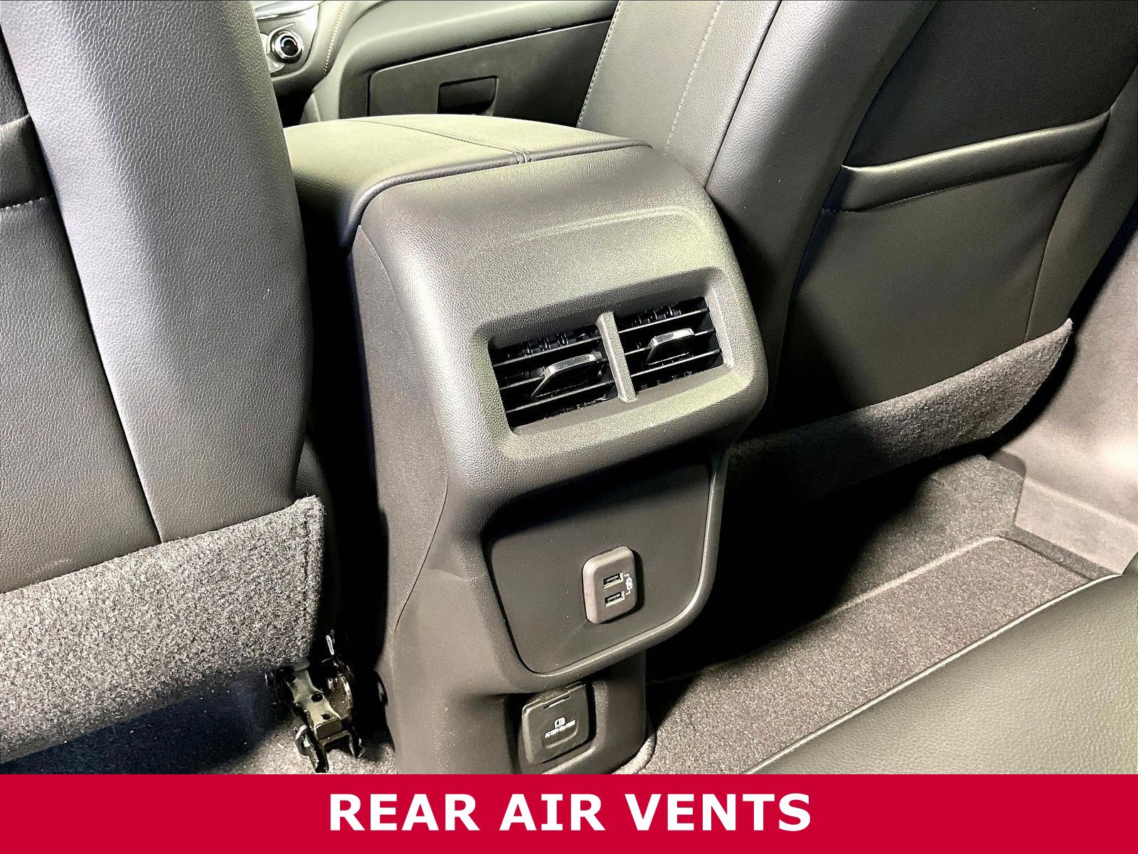 Used 2023 Chevrolet Equinox Premier FWD image 10