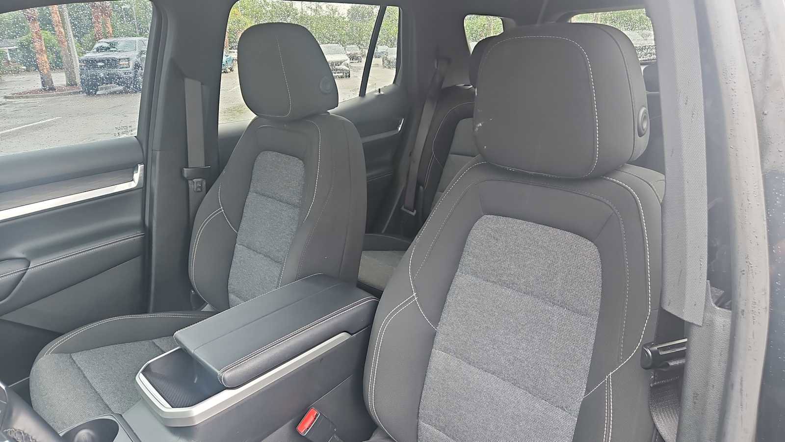 Used 2025 GMC Terrain Elevation AWD/4WD image 13