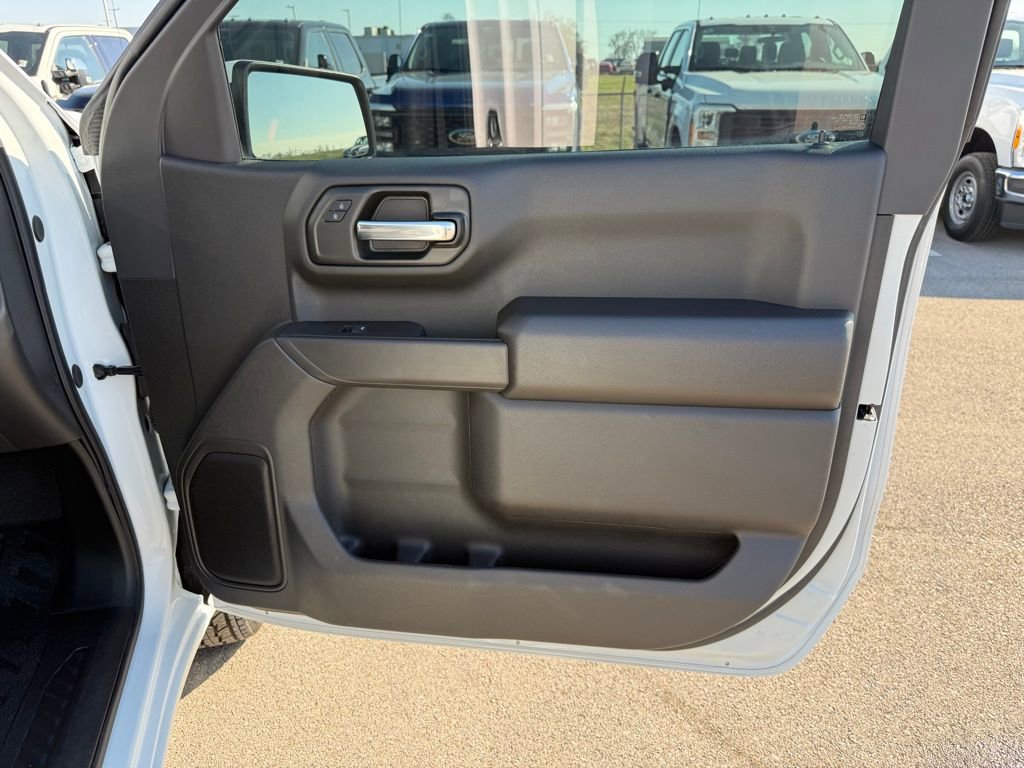 Used 2025 GMC Sierra 1500 Pro w/ Pro Value Package AWD/4WD image 16