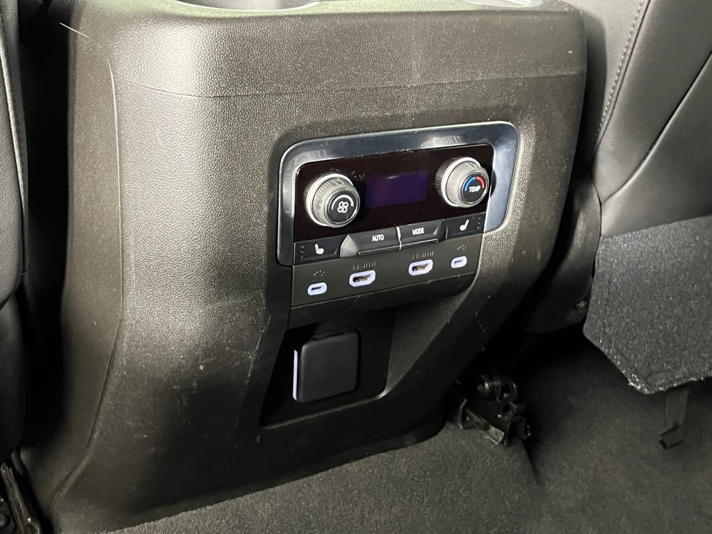 Used 2021 Chevrolet Tahoe RST w/ Luxury Package image 28