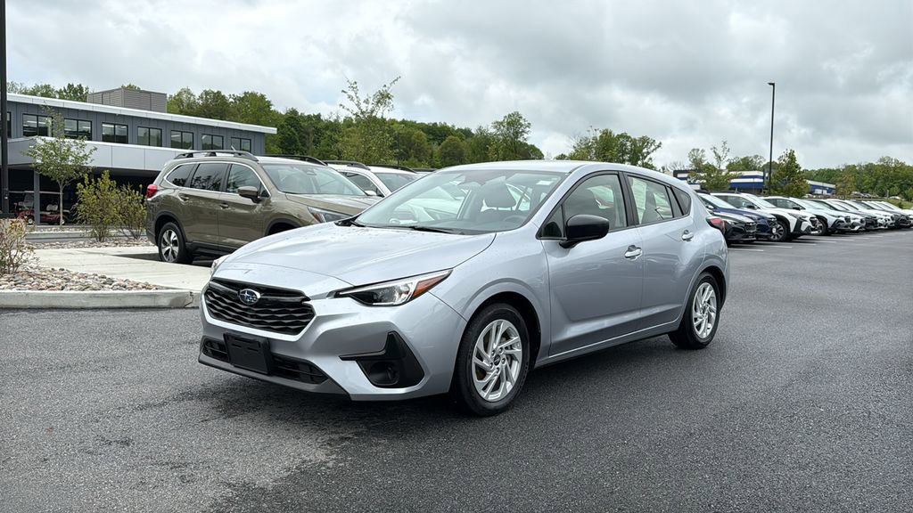 Certified 2025 Subaru Impreza 2.0i AWD/4WD image 3