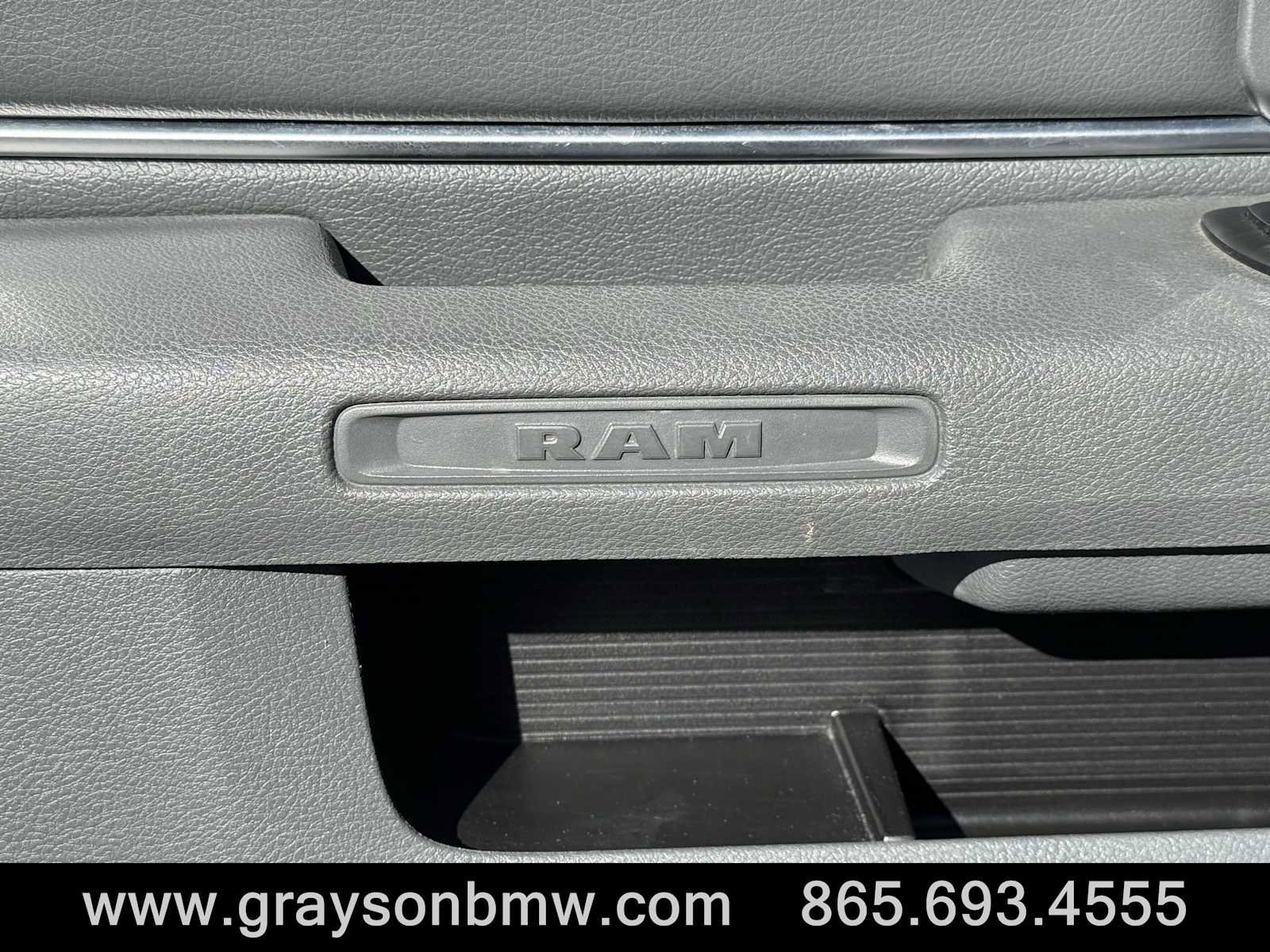 Used 2019 RAM 1500 Classic Warlock w/ Luxury Group image 12