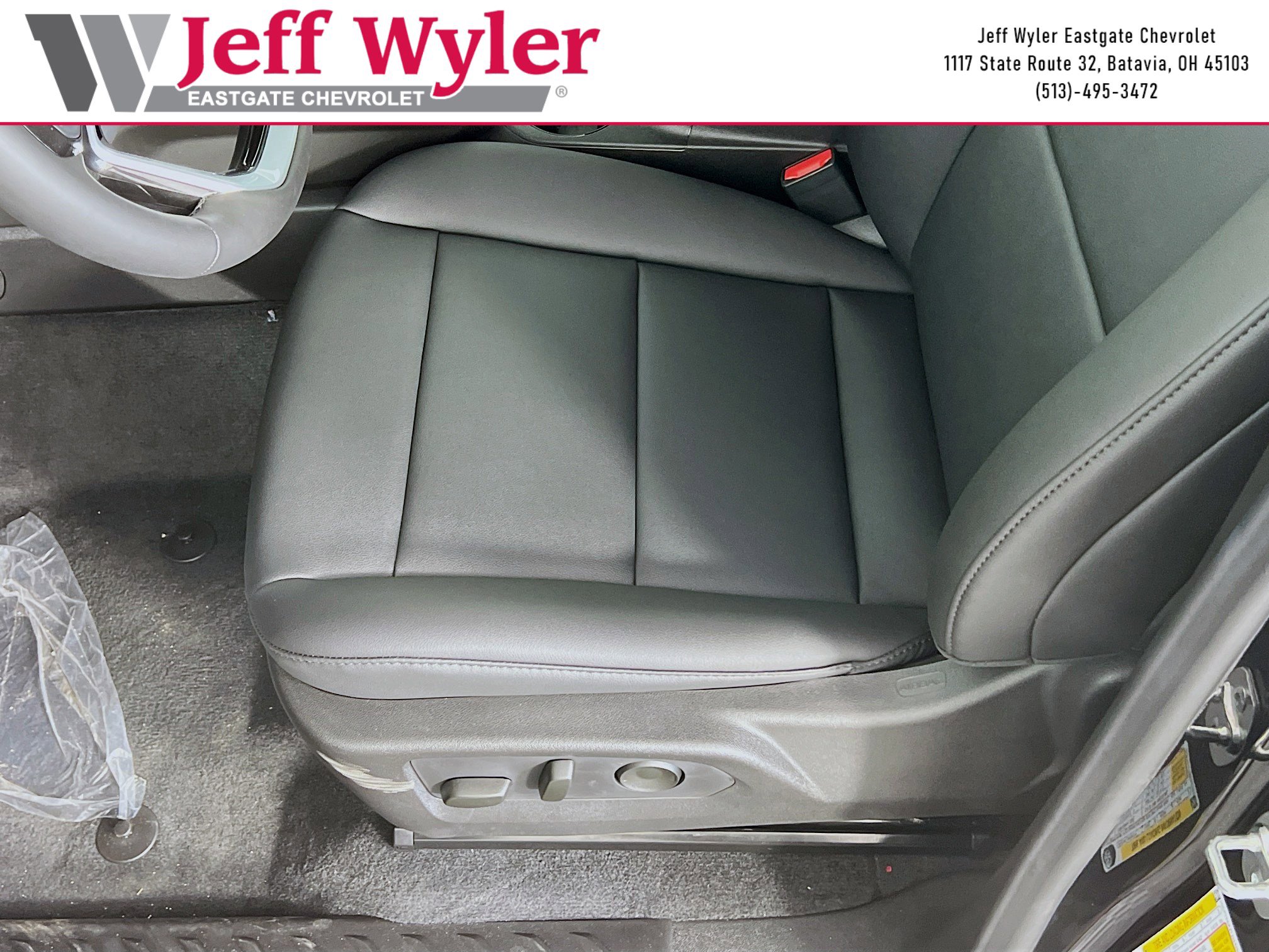 New 2026 Chevrolet Colorado Trail Boss w/ Off-Road Front Bumper Package image 4