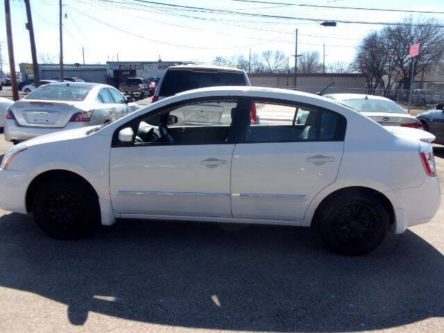 Used 2012 Nissan Sentra 2.0 S FWD image 1