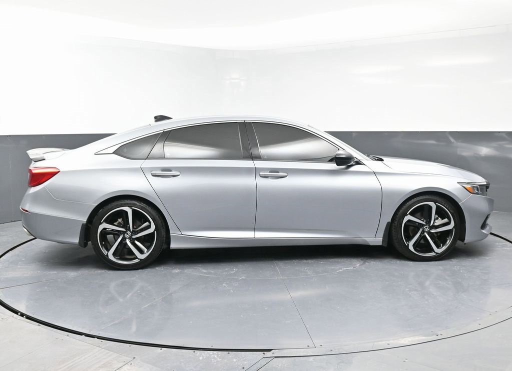 Used 2021 Honda Accord Sport image 8