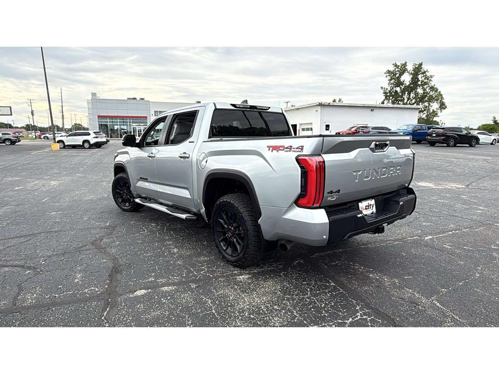 Used 2024 Toyota Tundra Limited w/ TRD Off-Road Package AWD/4WD image 5