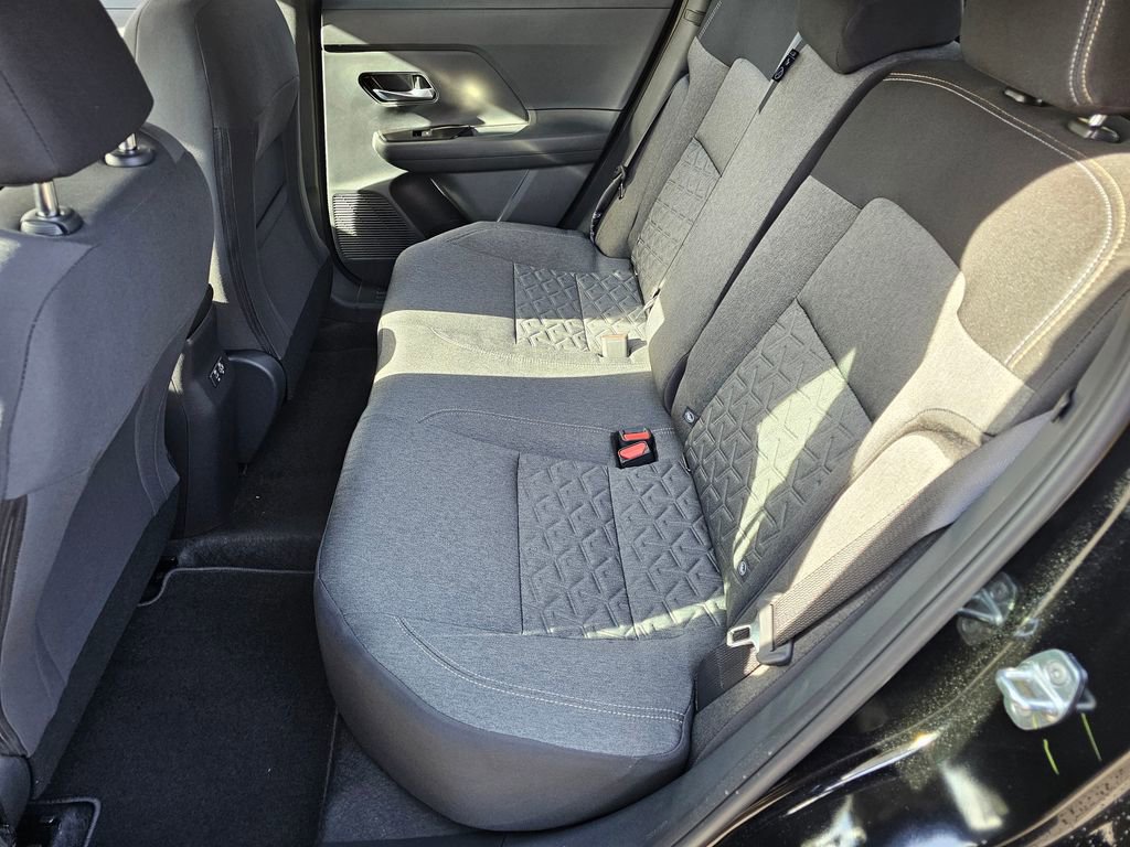 New 2026 Nissan Kicks SV w/ Charging Package image 5