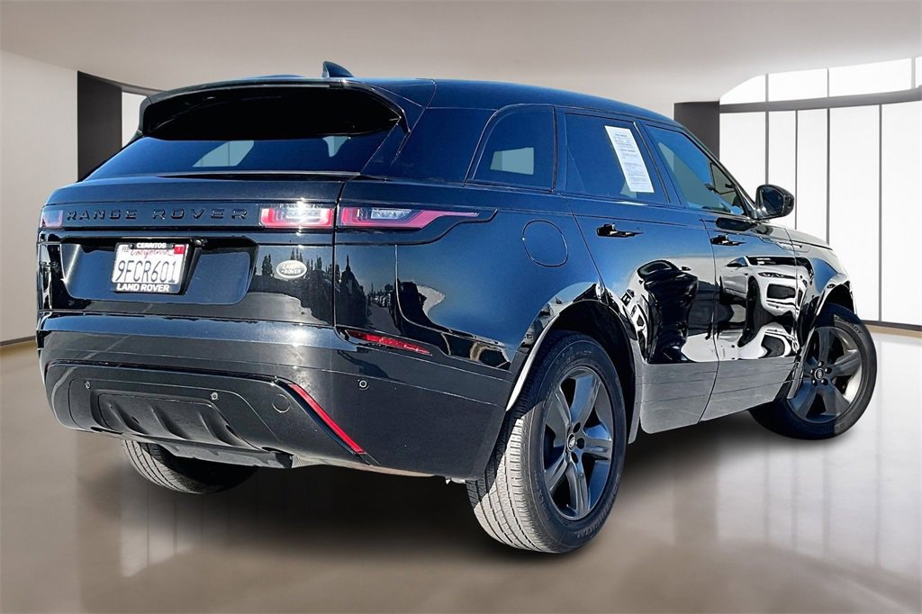Used 2023 Land Rover Range Rover Velar R-Dynamic S image 6