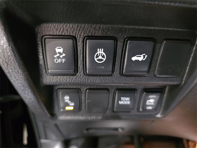 Used 2020 Nissan Pathfinder SL image 34