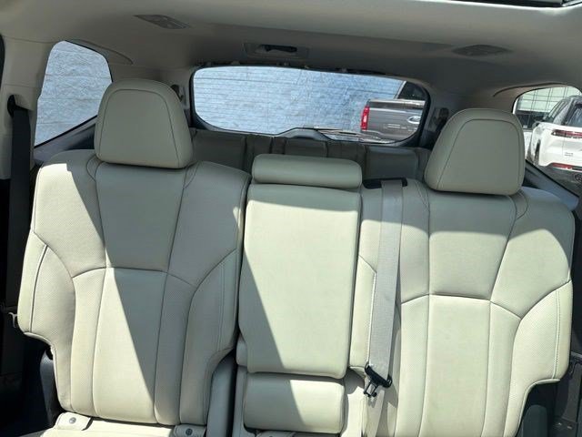 Used 2019 Subaru Ascent Limited AWD/4WD image 35