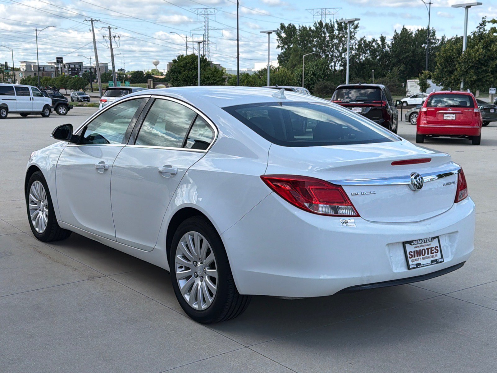 Used 2012 Buick Regal Leather FWD image 6