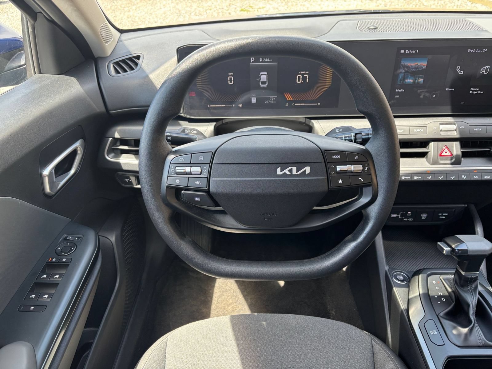 Used 2025 Kia K4 FWD image 34