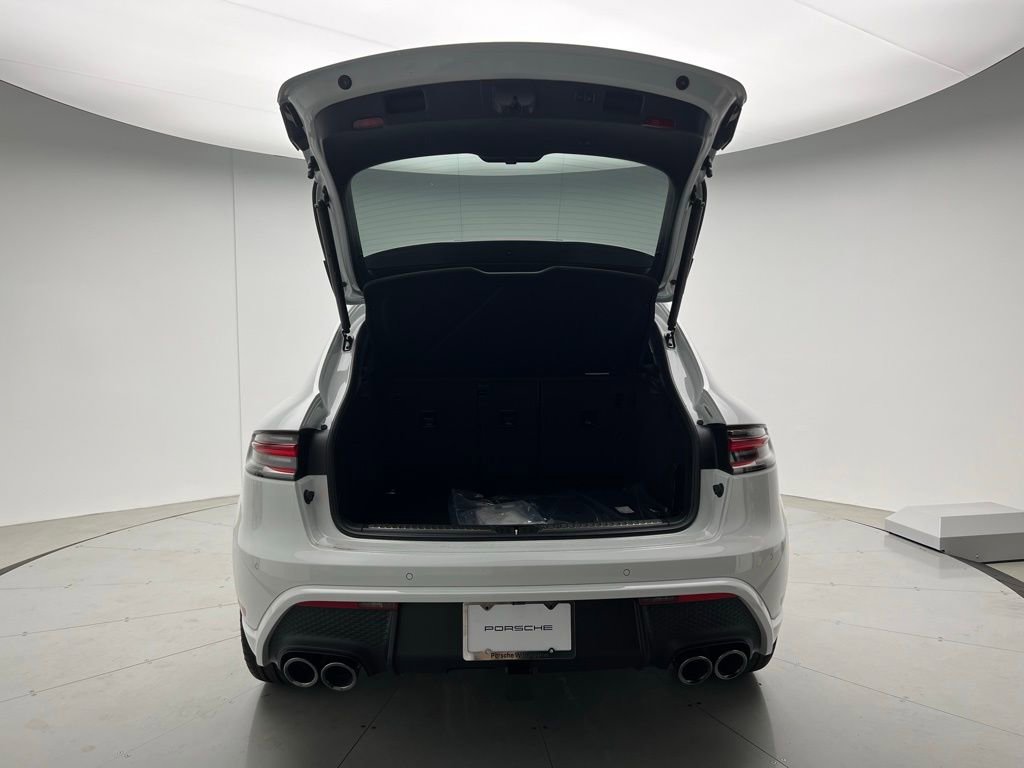 New 2025 Porsche Macan S image 20