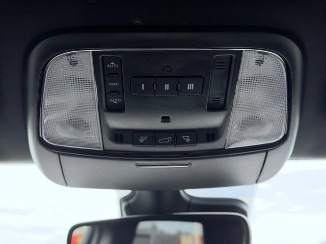 Used 2023 Dodge Durango GT AWD/4WD image 48