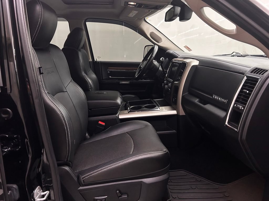Used 2014 RAM 3500 Laramie w/ Black Appearance Group AWD/4WD image 17