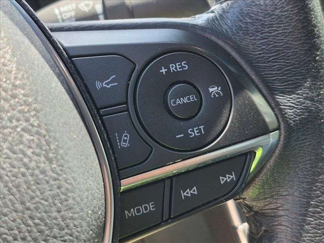 Used 2020 Toyota Avalon XLE w/ Moonroof Package FWD image 15