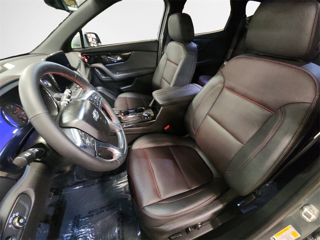 Certified 2024 Chevrolet Blazer RS w/ Driver Confidence II Package image 12