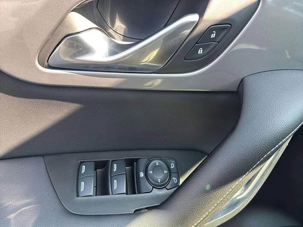 Used 2023 Chevrolet Blazer LT w/ Convenience Package image 18