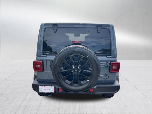 Certified 2025 Jeep Wrangler Unlimited Sahara w/ Safety Group AWD/4WD image 6