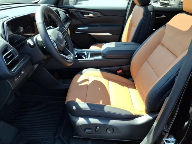New 2027 Chevrolet Traverse Z71 w/ LPO, Illumination Package AWD/4WD image 6