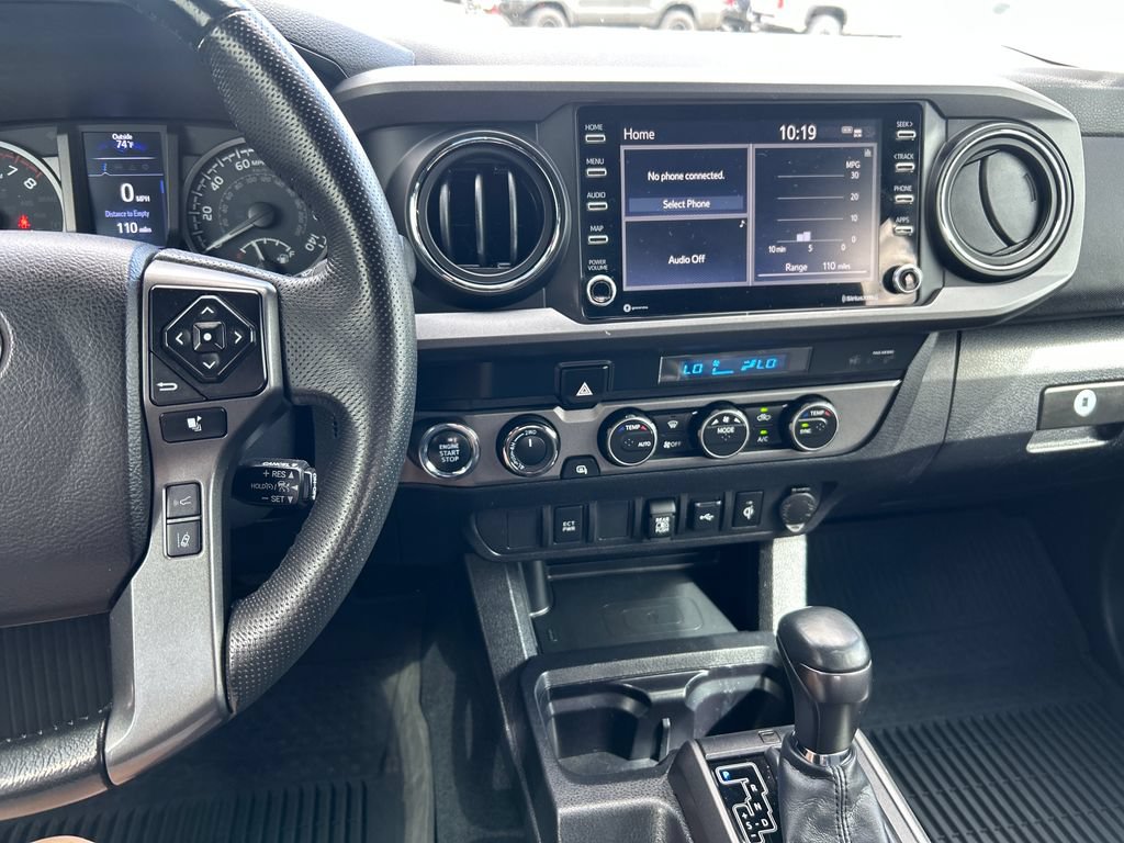 Certified 2022 Toyota Tacoma TRD Off-Road AWD/4WD image 20