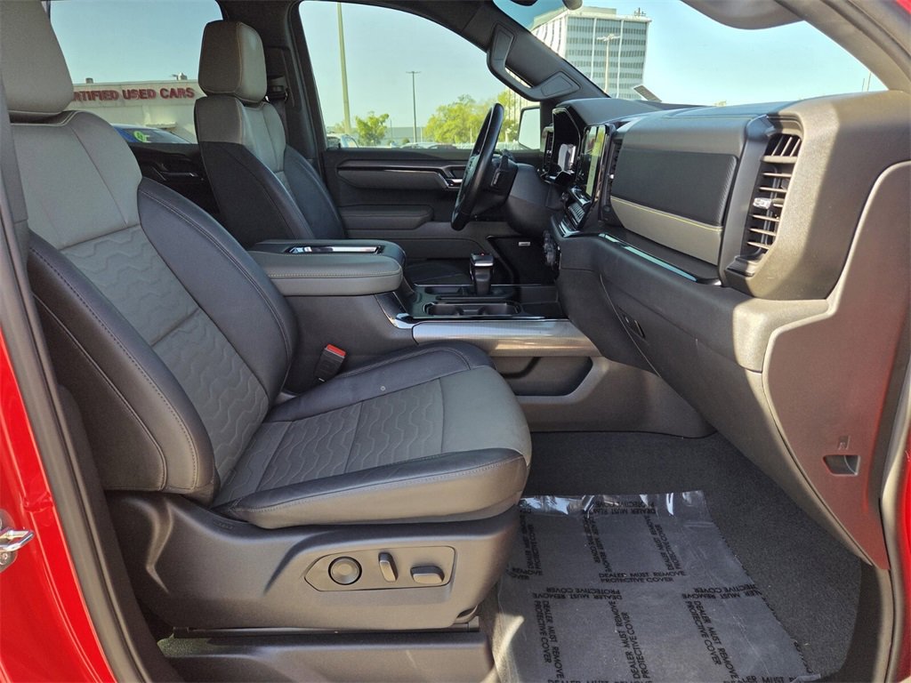 Used 2022 Chevrolet Silverado 1500 ZR2 image 18