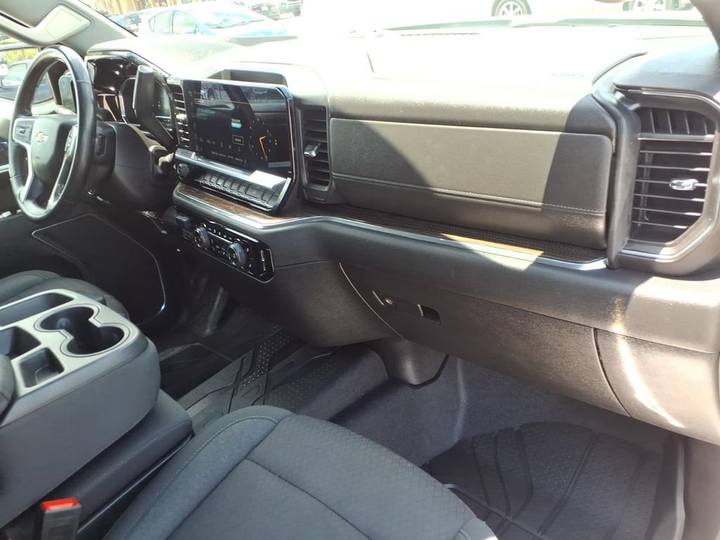 Used 2023 Chevrolet Silverado 1500 LT w/ Protection Package RWD image 11