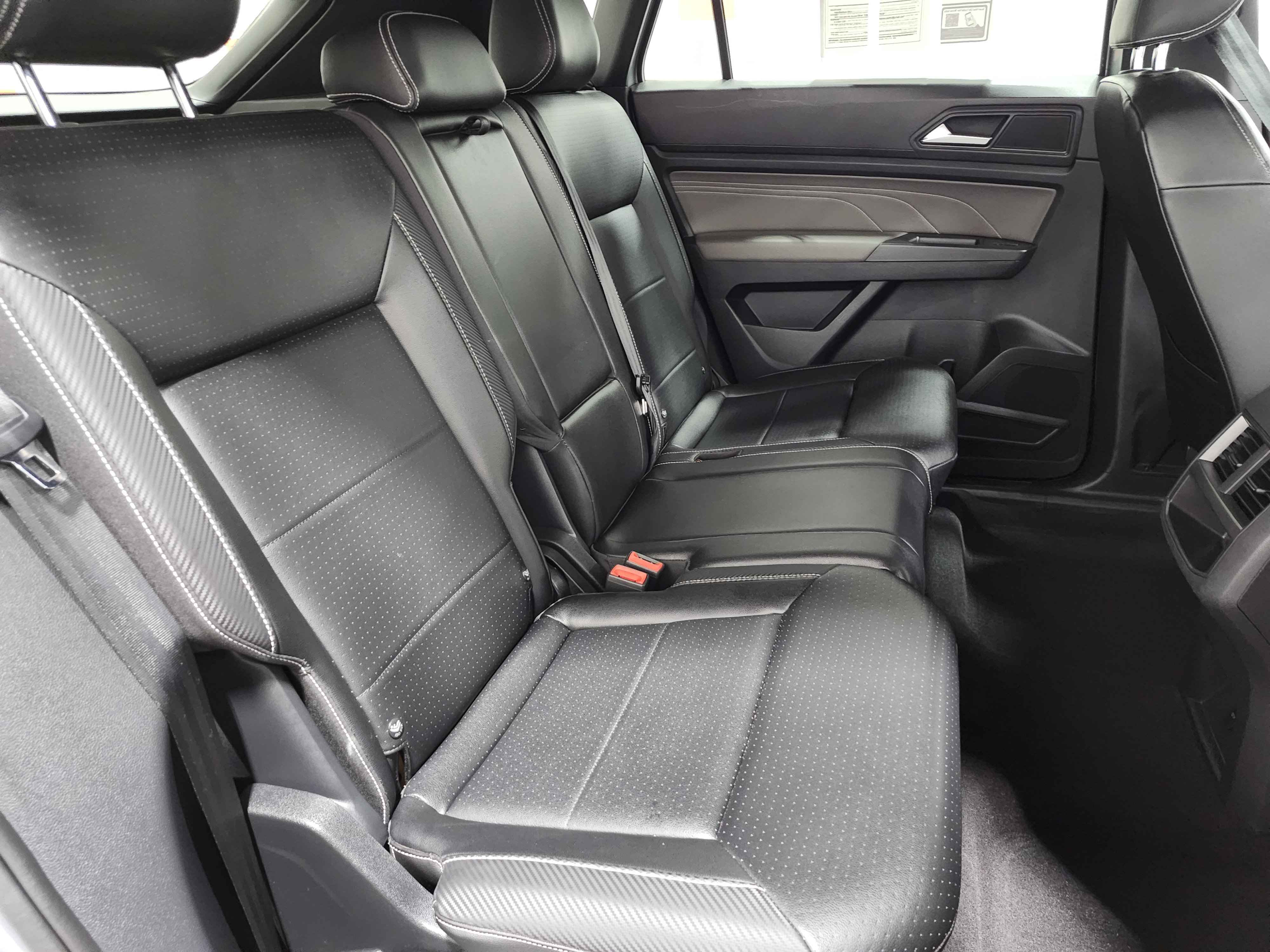 Used 2022 Volkswagen Atlas Cross Sport SE AWD/4WD image 21